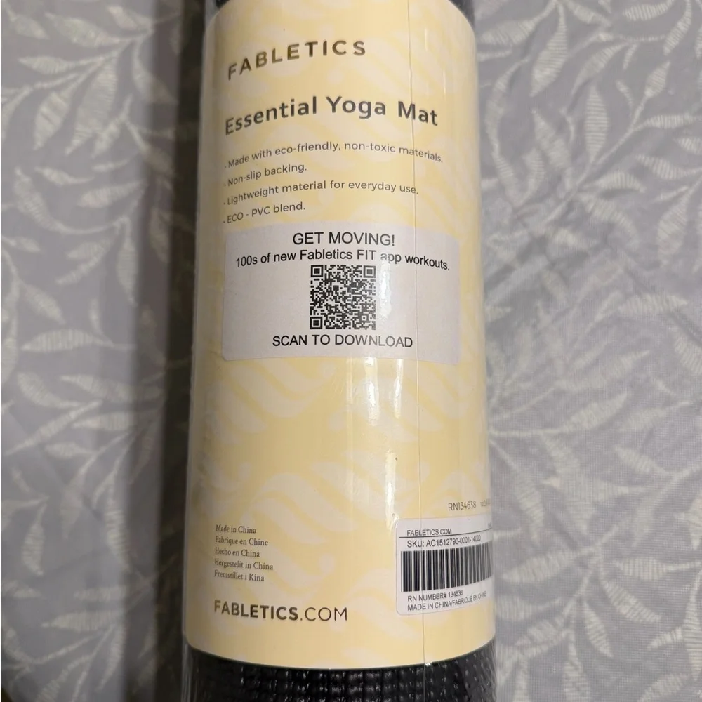 Fabletics stylish black